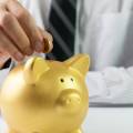 Should you invest in gold before the October Fed meeting?